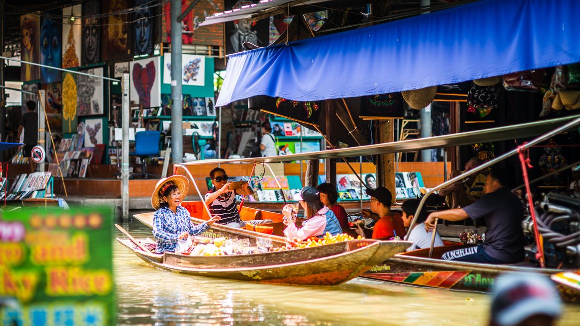 damnoen saduak floating market and maeklong railway market tour